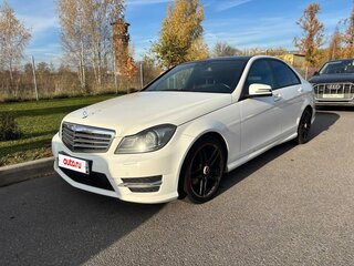 2013 Mercedes-Benz C-Класс 180 III (W204) Рестайлинг, белый, 1400000 рублей, вид 1