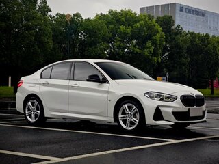 2021 BMW 1 серии 120i III (F52) Рестайлинг, белый, 1520000 рублей, вид 3