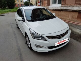 2016 Hyundai Solaris I Рестайлинг, белый, 1050000 рублей, вид 2