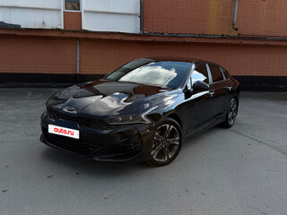2020 Kia K5 III, чёрный, 2090000 рублей, вид 1