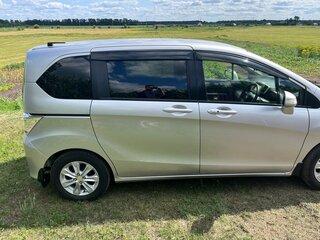 2012 Honda Freed I Рестайлинг, серый, 1130000 рублей, вид 4