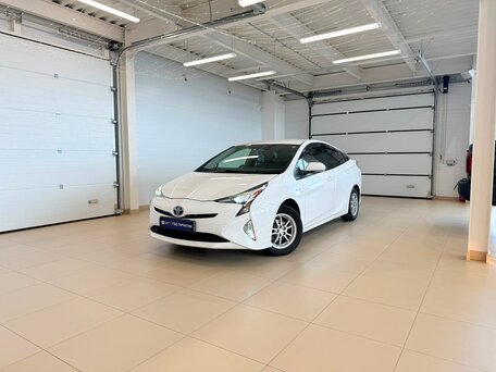 Toyota Prius IV (XW50)