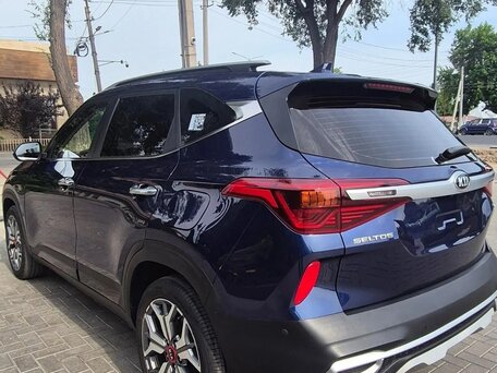 2023 Kia Seltos I Рестайлинг, синий, 2230000 рублей, вид 4