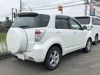 2016 Toyota Rush I, белый, 1025000 рублей, вид 4