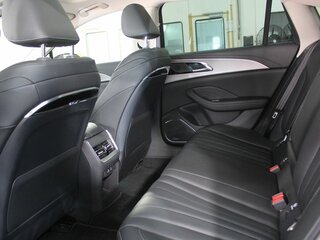 2024 Hongqi H5 II, чёрный, 2890000 рублей, вид 3