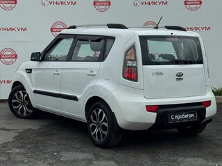 2011 Kia Soul I, белый, 777000 рублей, вид 3