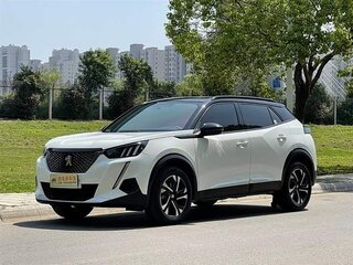 2022 Peugeot 2008 II, белый, 1240000 рублей, вид 1