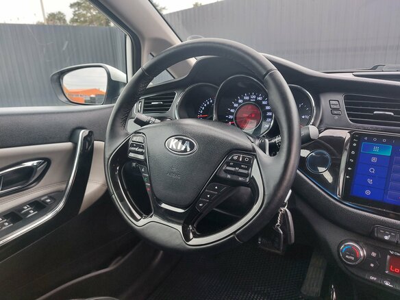 2015 Kia Ceed II, белый, 999000 рублей - вид 18