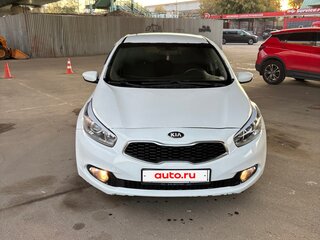 2013 Kia Ceed II, белый, 690000 рублей, вид 1
