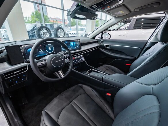 2026 Hyundai Sonata VIII (DN8) Рестайлинг, белый, 4750000 рублей - вид 6