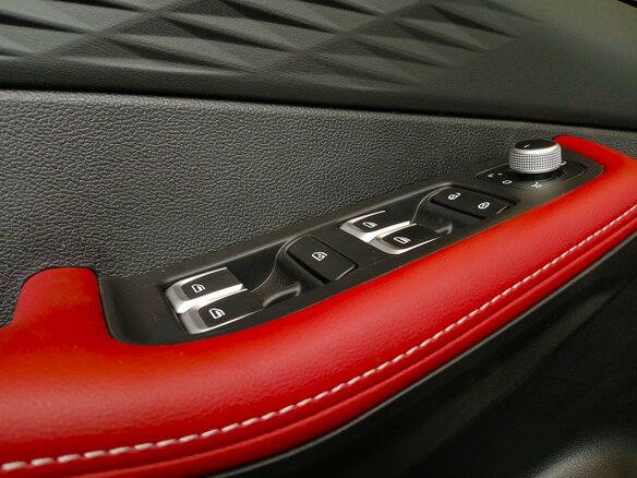 2026 Geely Coolray I Рестайлинг 2, фиолетовый, 2964990 рублей - вид 12