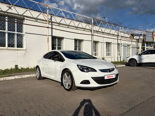 2012 Opel Astra GTC J Рестайлинг, белый, 750000 рублей, вид 3
