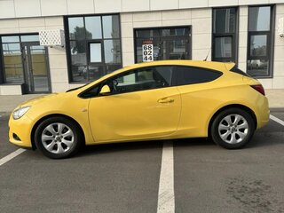 2014 Opel Astra GTC J Рестайлинг, жёлтый, 1050000 рублей, вид 4