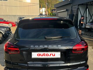 2016 Porsche Cayenne S II Рестайлинг (958), чёрный, 3900000 рублей, вид 3