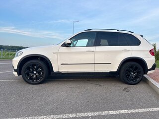 2010 BMW X5 30d II (E70), белый, 1950000 рублей, вид 4