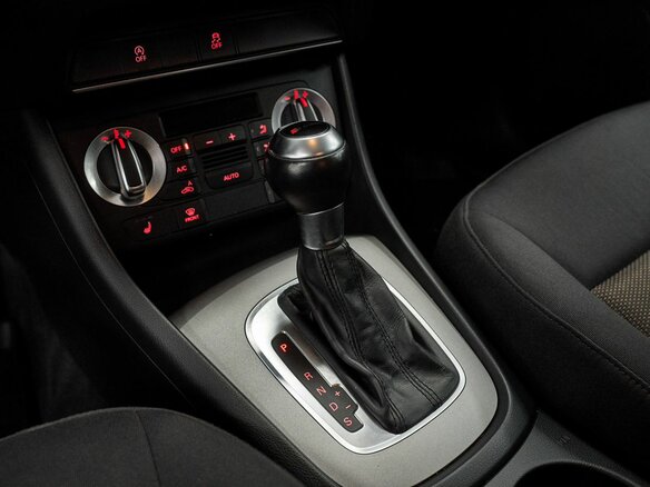 2014 Audi Q3 I (8U), белый, 1637000 рублей - вид 14