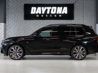 2026 BMW X7 40i I (G07) Рестайлинг, чёрный, 17700000 рублей, вид 4