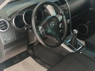 2012 Suzuki Grand Vitara II Рестайлинг 2, серебристый, 1900000 рублей, вид 4