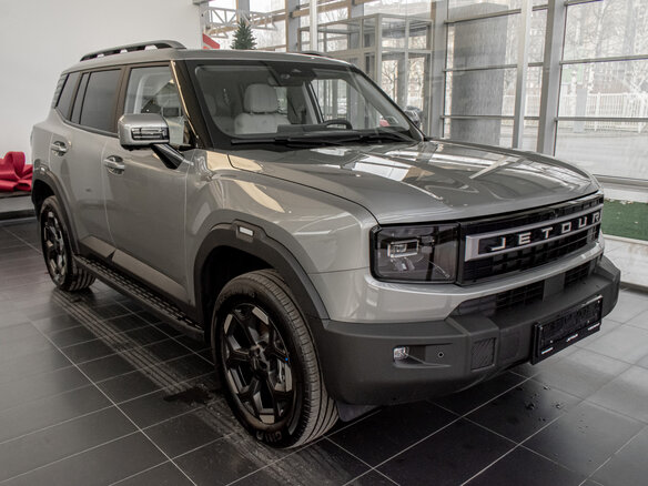 2026 Jetour T1, серебристый, 4199900 рублей - вид 1