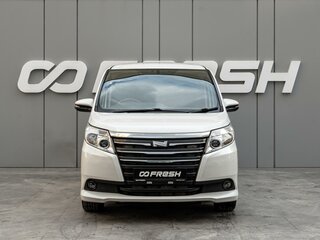 2015 Toyota Noah III (R80), белый, 1760000 рублей, вид 3
