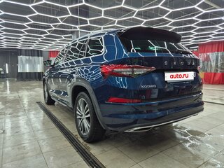 2023 Skoda Kodiaq I Рестайлинг, синий, 4100000 рублей, вид 4