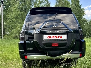 2015 Mitsubishi Pajero IV Рестайлинг 2, чёрный, 2200000 рублей, вид 5