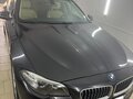 2013 BMW 5 серии 528i xDrive VI (F10/F11/F07) Рестайлинг, серый, 1500000 рублей - вид 1