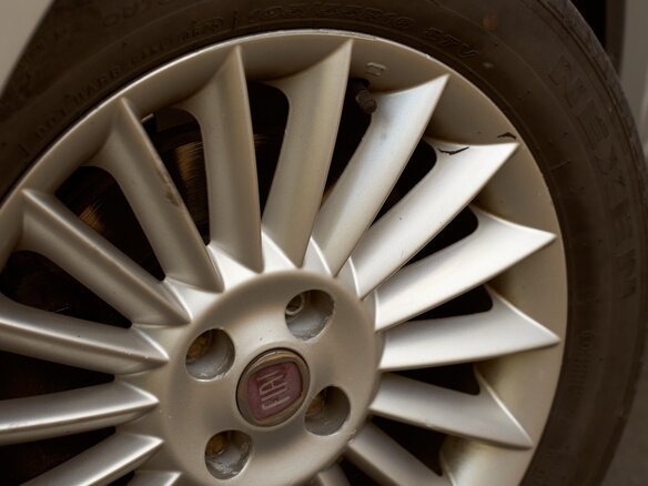 2010 Fiat Linea, серый, 620000 рублей - вид 22