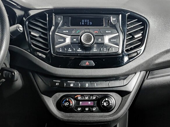 2016 Lada (ВАЗ) Vesta I, серый, 555760 рублей - вид 14