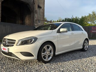 2014 Mercedes-Benz A-Класс 180 III (W176), белый, 1790000 рублей, вид 2
