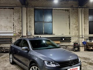 2016 Volkswagen Jetta VI Рестайлинг, серый, 1750000 рублей, вид 3