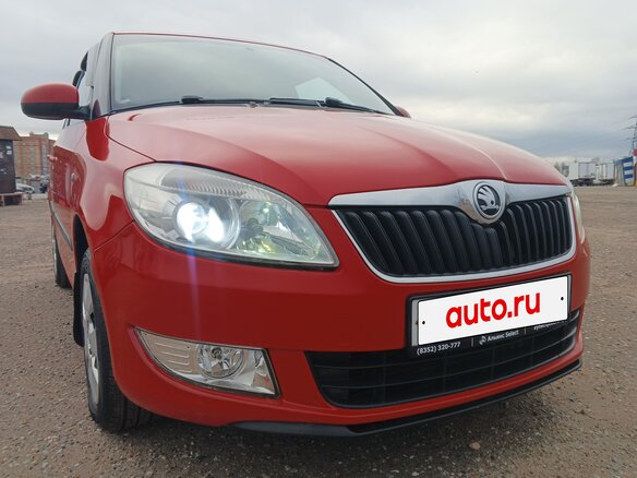 2014 Skoda Fabia II Рестайлинг, красный, 547000 рублей - вид 9