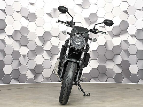 2018 Suzuki SV 650, белый - вид 4