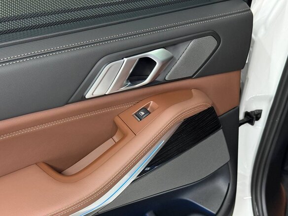 2023 BMW X5 40i IV (G05/G18) Рестайлинг, белый, 11699000 рублей - вид 22
