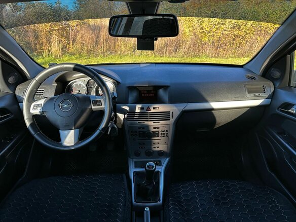 2011 Opel Astra H Рестайлинг, серый, 350000 рублей - вид 8