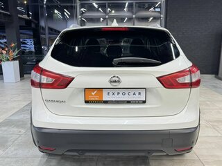 2017 Nissan Qashqai II, белый, 1660000 рублей, вид 5