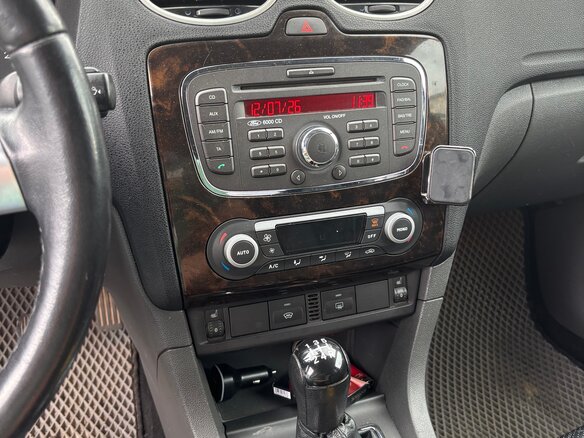 2007 Ford Focus II Рестайлинг, чёрный - вид 13