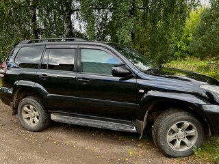 2008 Toyota Land Cruiser Prado 4-speed 120 Series Рестайлинг, чёрный, 1800000 рублей, вид 4