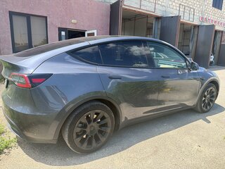 2023 Tesla Model Y Long Range Dual Motor I, серый, 2950000 рублей, вид 3