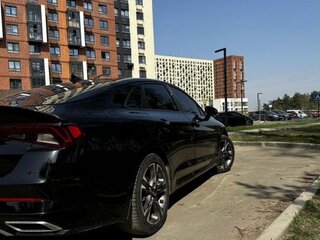 2021 Kia K5 III, чёрный, 2050000 рублей, вид 4