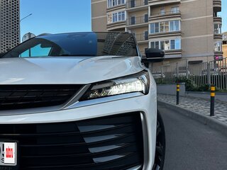 2024 Geely Coolray (Binyue L) I Рестайлинг 2, белый, 2260000 рублей, вид 4