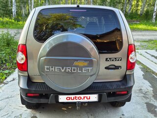 2012 Chevrolet Niva I Рестайлинг, серый, 510000 рублей, вид 4