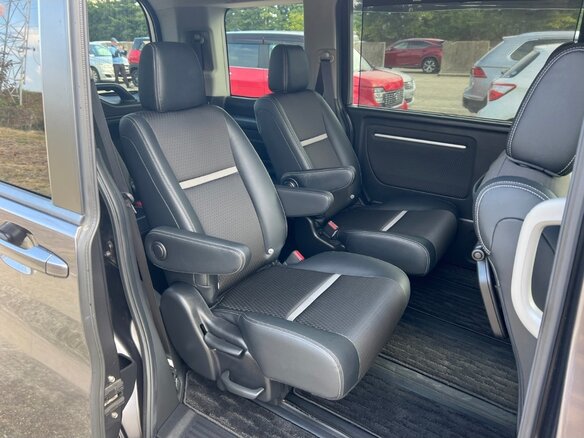 2019 Honda Stepwgn Spada V Рестайлинг, серый, 2530000 рублей - вид 12