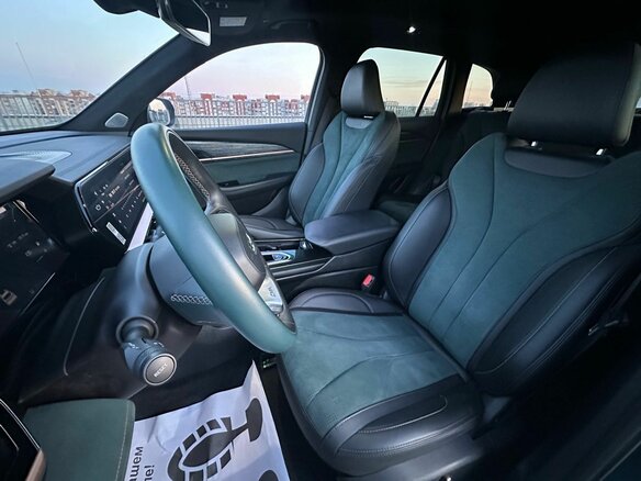 2023 Geely Monjaro I, синий, 3000000 рублей - вид 13