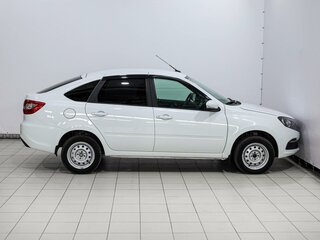 2024 Lada (ВАЗ) Granta I Рестайлинг, белый, 875000 рублей, вид 5