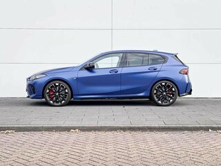 2026 BMW 1 серии M135 xDrive IV (F70), синий, 8550000 рублей, вид 2