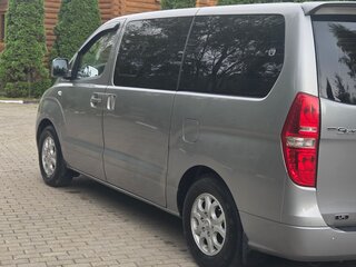 2015 Hyundai Grand Starex 5AT I, серый, 1900000 рублей, вид 4