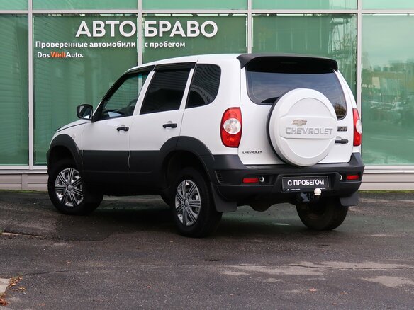 2019 Chevrolet Niva I Рестайлинг, белый, 729000 рублей - вид 11