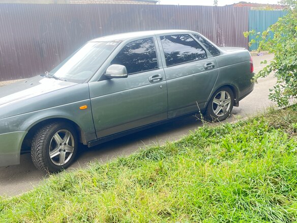 2011 Lada (ВАЗ) Priora I, серый, 235000 рублей - вид 8