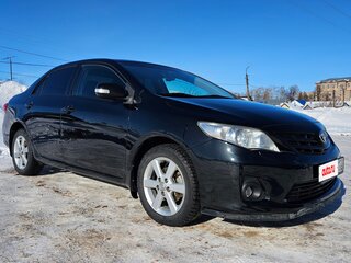 2010 Toyota Corolla X (E140, E150) Рестайлинг, чёрный, 910000 рублей, вид 3